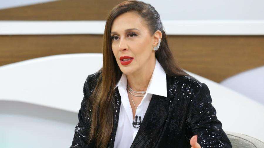 Claudia Raia, que já fez campanha contra Lula, diz que seu partido é a arte