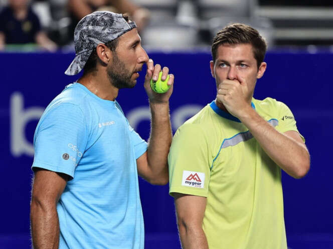 Santiago González cae en final de dobles del Abierto Mexicano 2024