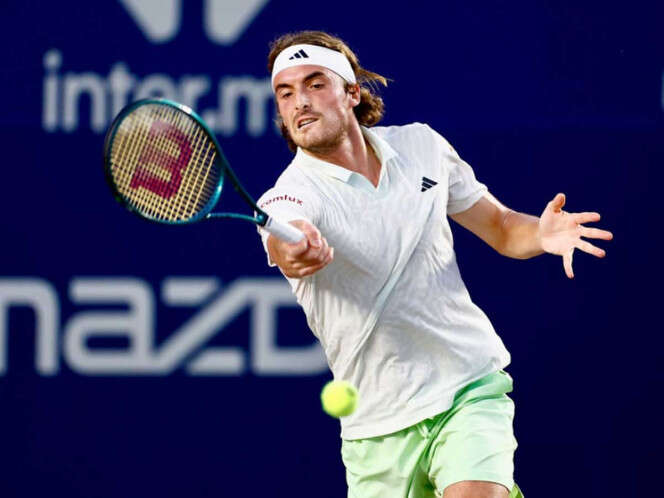 Stefanos Tsitsipas inicia con el pie derecho en Los Cabos