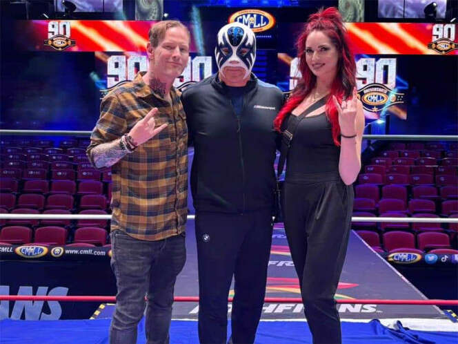 Corey Taylor, vocalista de Slipknot, visitó la Arena México