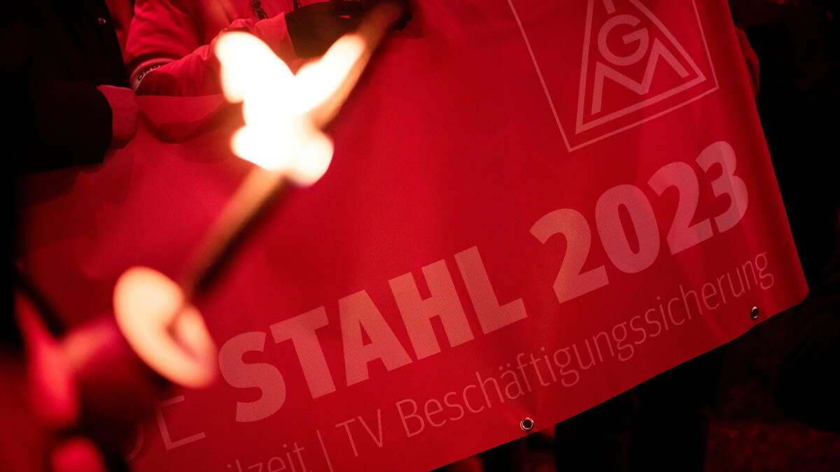 Nach ergebnisloser Stahl-Tarifrunde ganztägige Warnstreiks im Osten