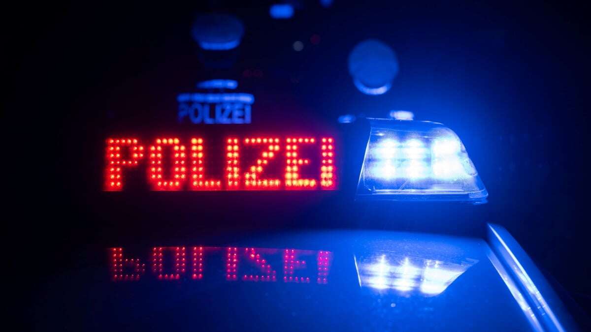 Sexueller Übergriff: Unbekannter zerrt 17-Jährige in Dresden in ein Auto