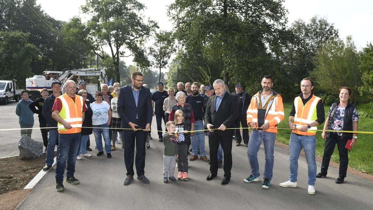 Flickenteppich verschwunden: Ortsdurchfahrt Löwenhain ist erneuert