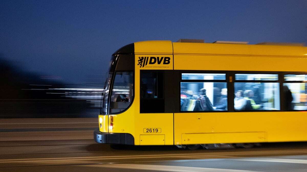 Rassistisches Motiv? Männer schlagen Araber in Dresdner Straßenbahn nieder