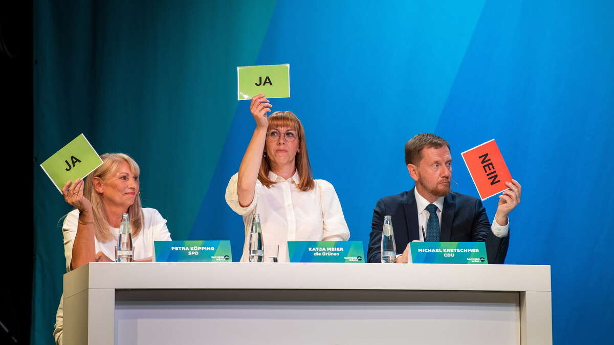 Ein Rasenmäher sorgt für Streit im Sachsen-Wahlkampf