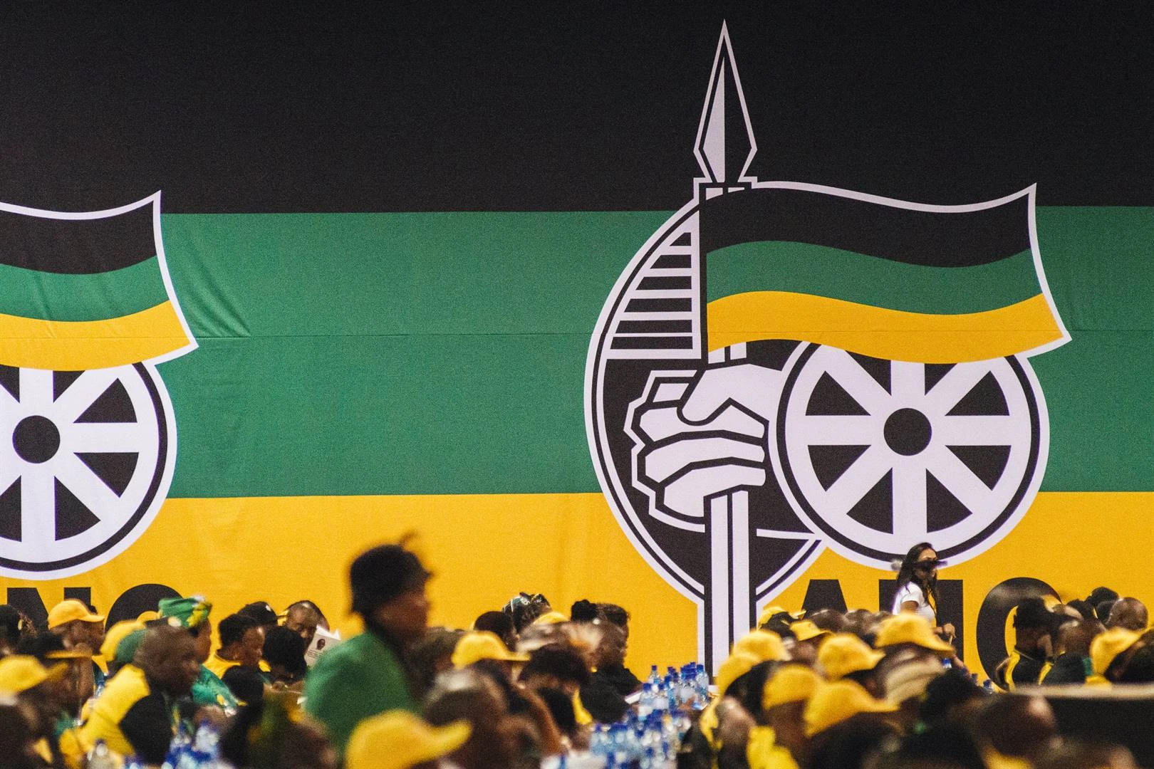 ANC stuur Mokonyane na Viëtnam om betrekkinge te versterk
