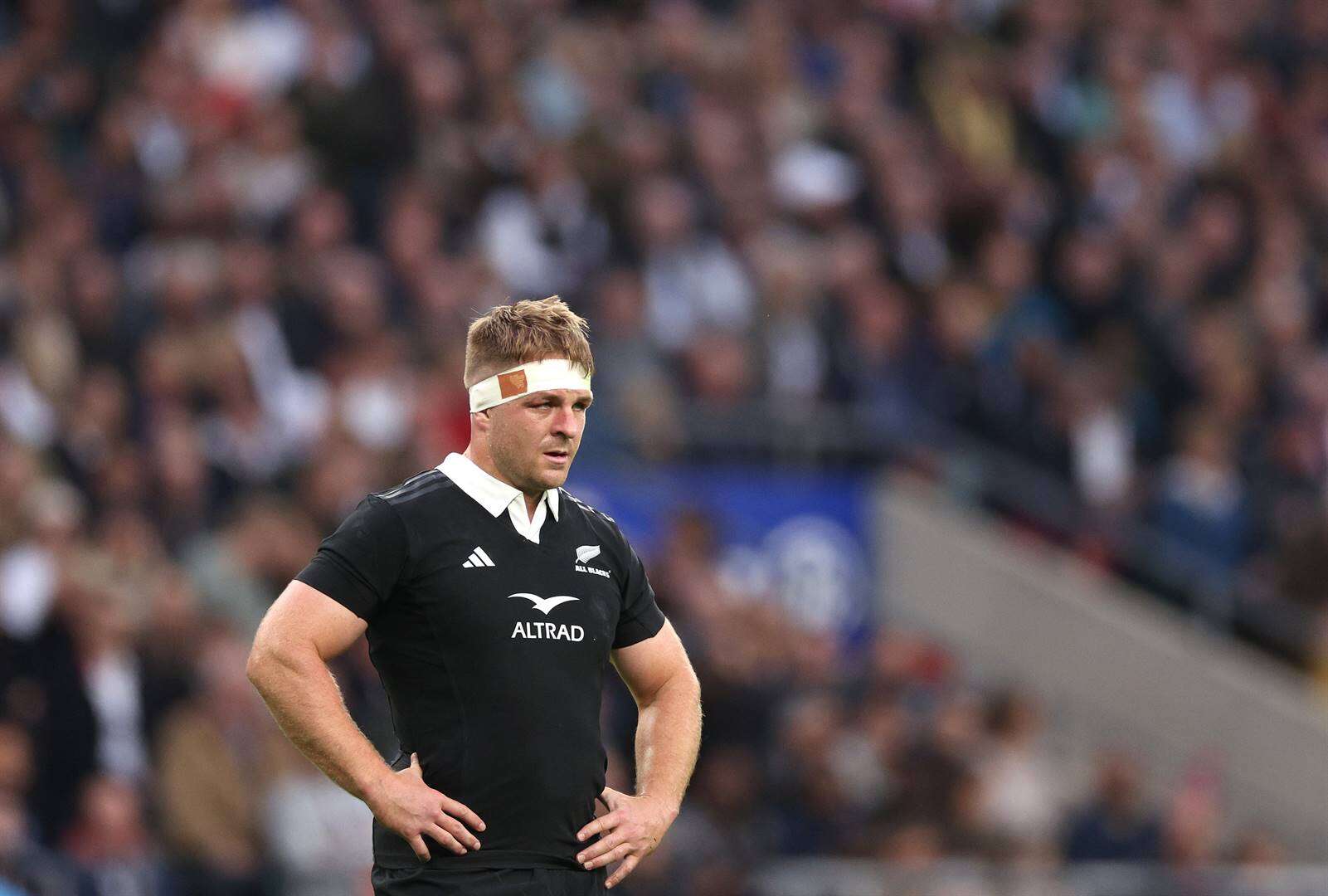 All Blacks groet Cane, Perenara in toets teen Italië