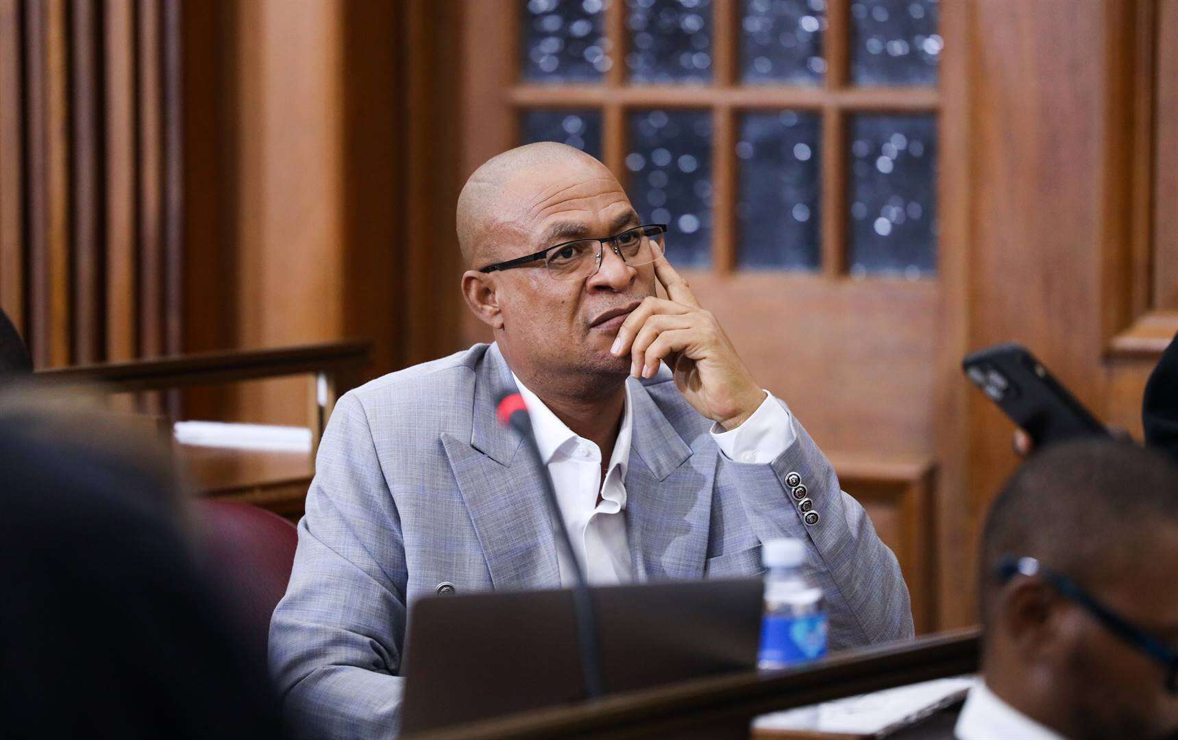 Zuma bly leier van MK ná kieshof Khumalo se aansoek verwerp