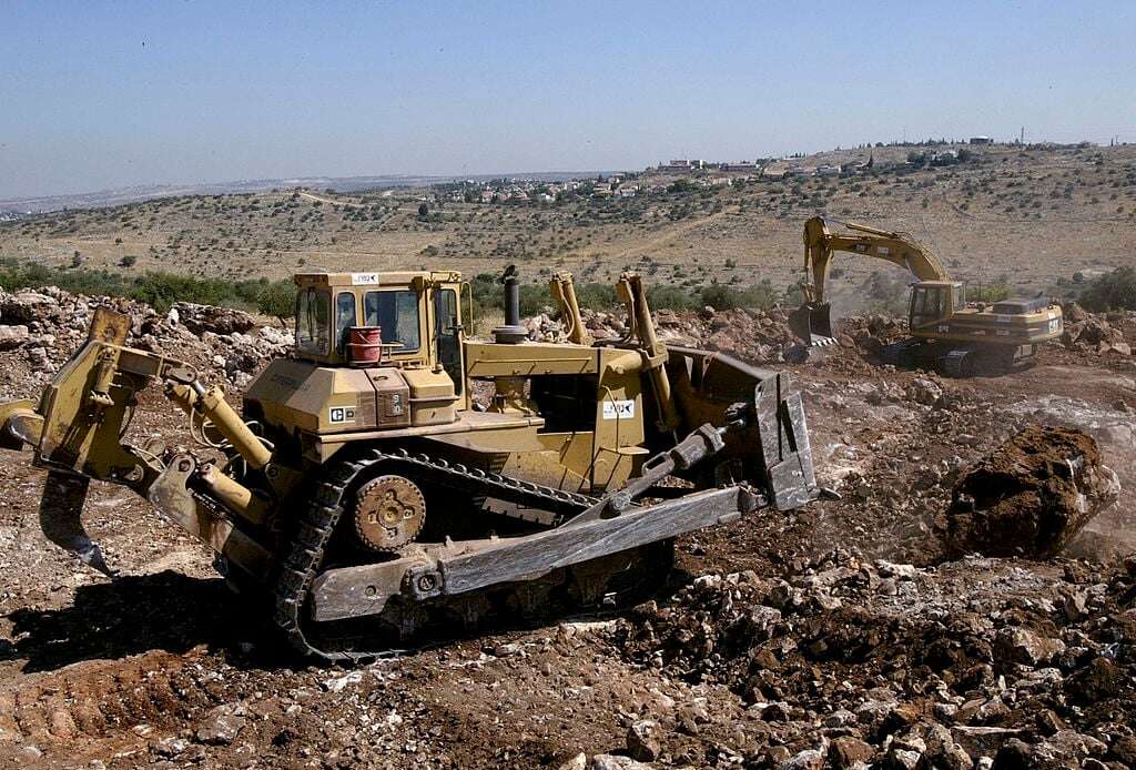 Norway pension fund sells R1.2bn Caterpillar stake over Israel links