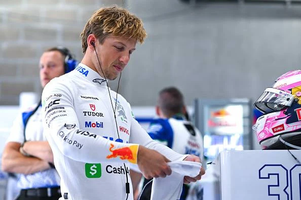 Nuwe baas prys ‘byna perfekte wedren’ deur ‘herleefde’ Lawson