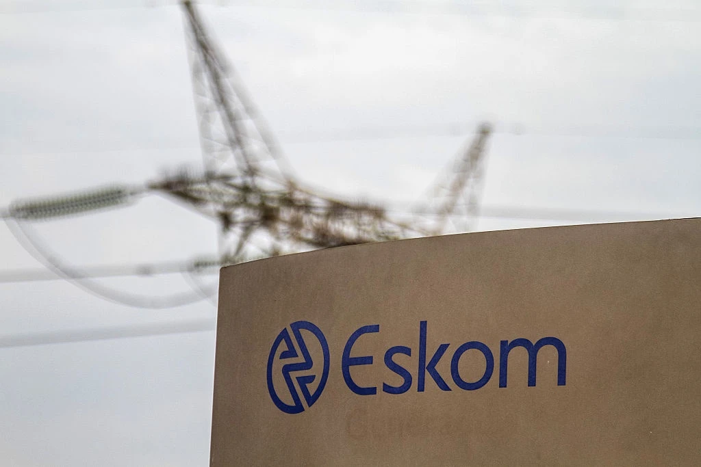 Eskom to implement 1.5% wage hike, wants to cut staff benefits