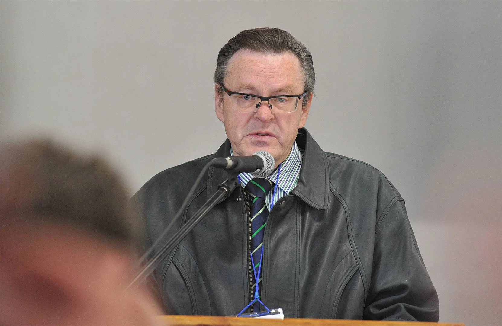 NG moderator onskuldig op klag van leerdwaling