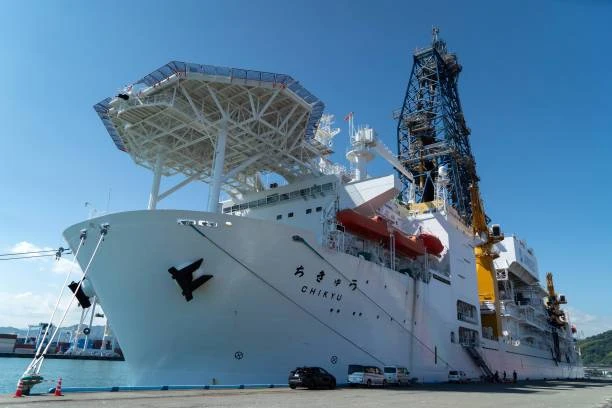 Japan wil seldsame aardminerale diep uit seebodem onttrek