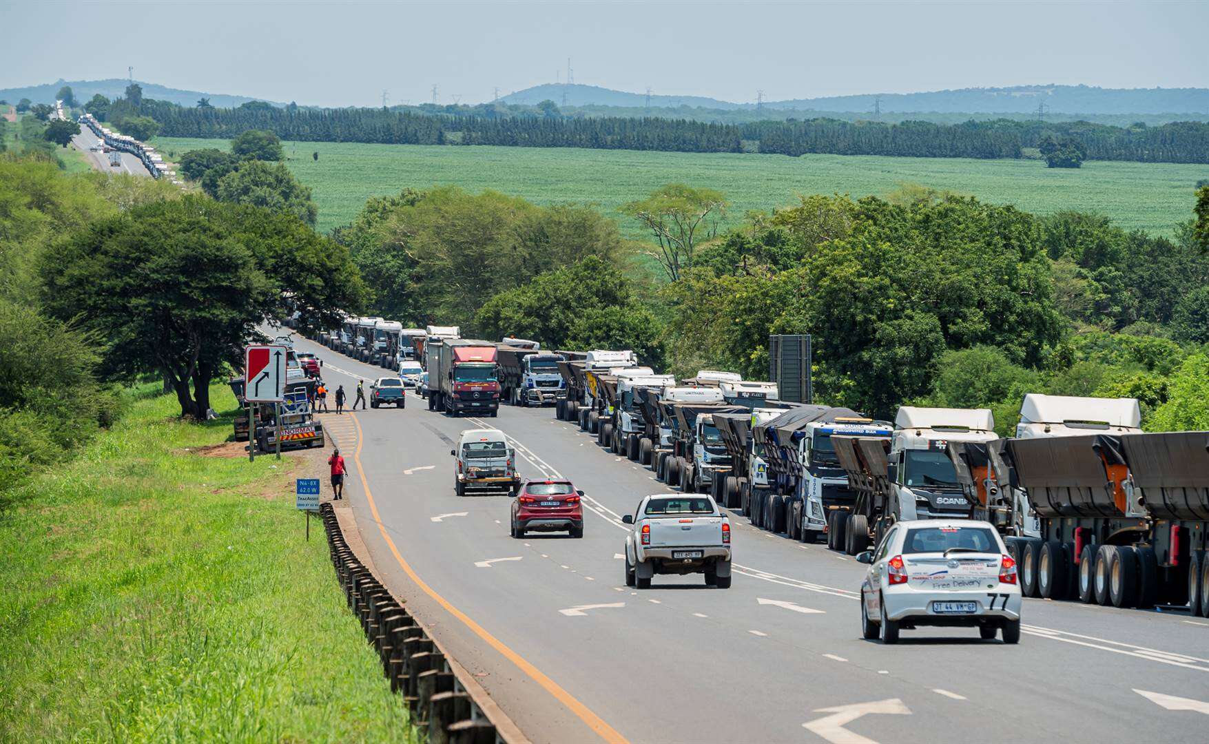 Logistics crisis: Govt, biz partnership bears fruit as N4 truck queue cut from 26km to 3km