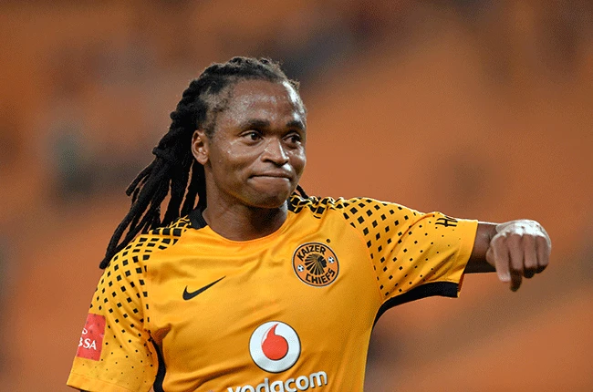 Siphiwe Tshabalala in talks over China move