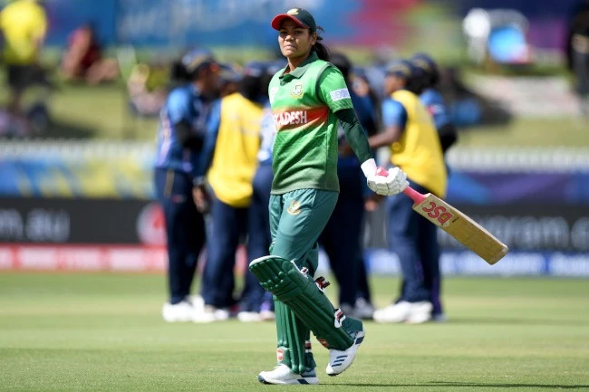 No bowling this maiden over: Bangladesh star hits critics for six