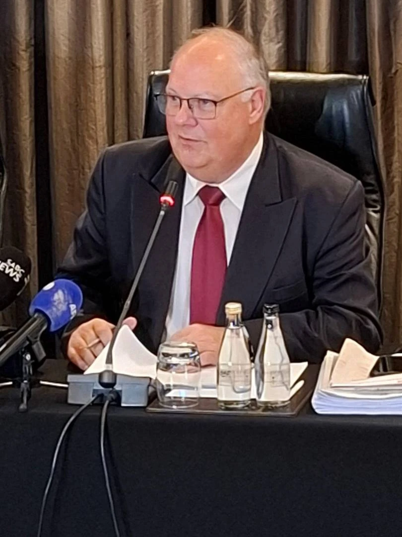 ANC kan ekonomiese en buitelandse beleid nie meer alleen beheer – Mulder