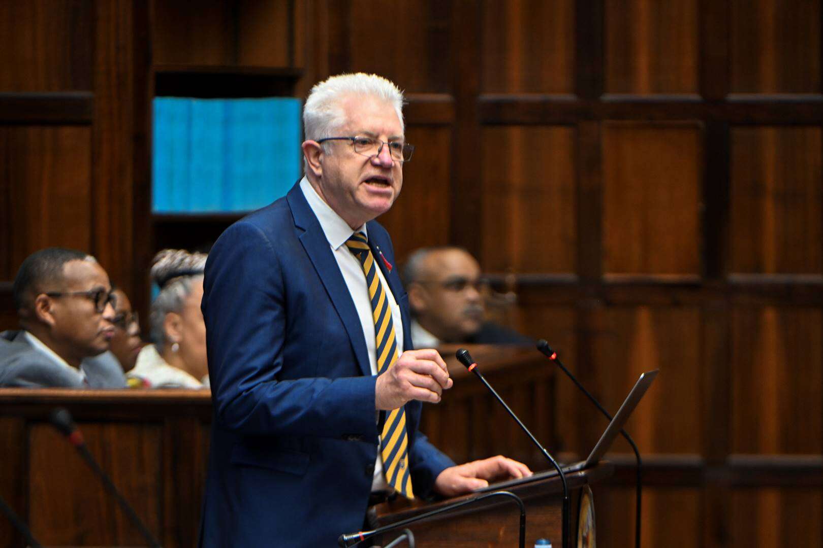 Winde: W-Kaap sal saamwerk met RNE, maar hom aanspreeklik hou