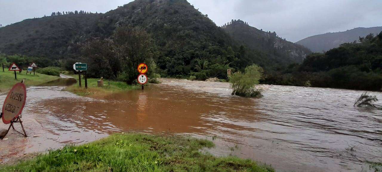 Meiringspoort vir volgende 2 dae steeds gesluit