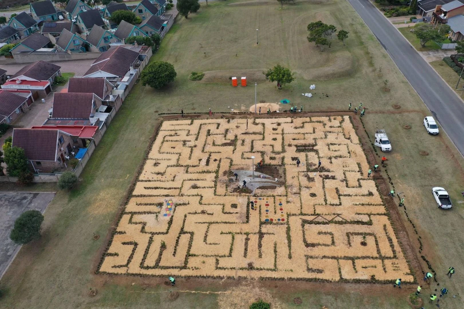 Mosselbaai vier spekboom-doolhof se eerste bestaansjaar