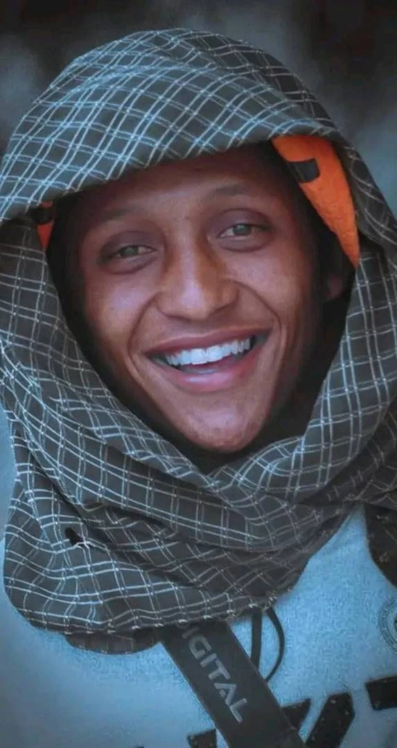 Romantiese fotosessie eindig tragies toe voertuig 2 op N1 tref