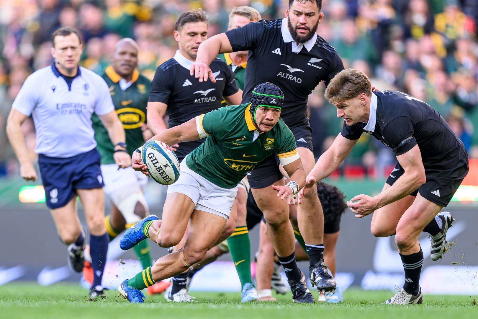 Bokke duik All Blacks stukkend om reekssege te beklink