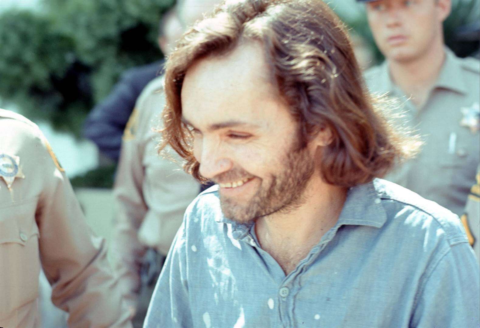 Berugte Charles Manson het dalk nog moorde gepleeg