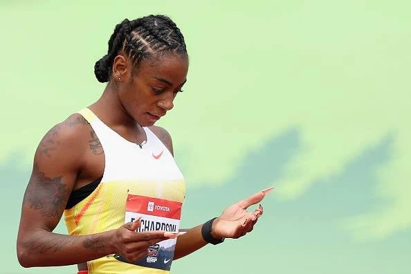 Wêreldkampioen in 100 m vir vroue jammer oor gesinsgeweld