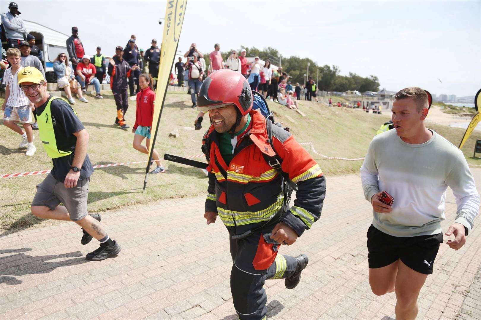 George-brandweerman vir 7de keer taaiste bestryder in SA