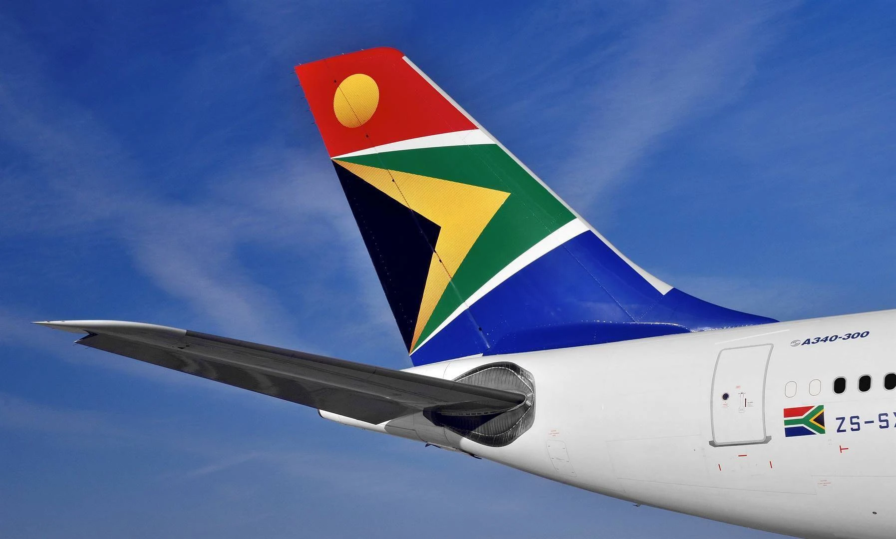 Belastingbetalers hoes jaarliks meer as R400 m. vir dié base se salarisse