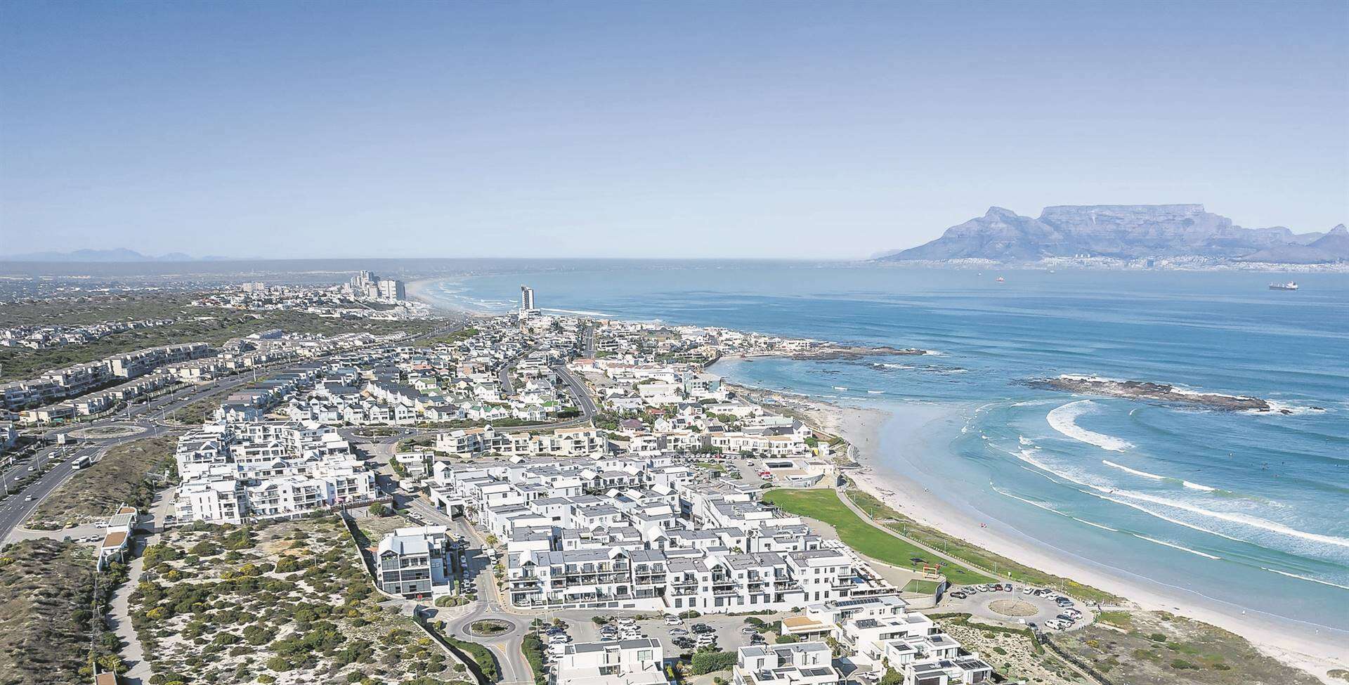 Blouberg, Milnerton gewild in semigrasie