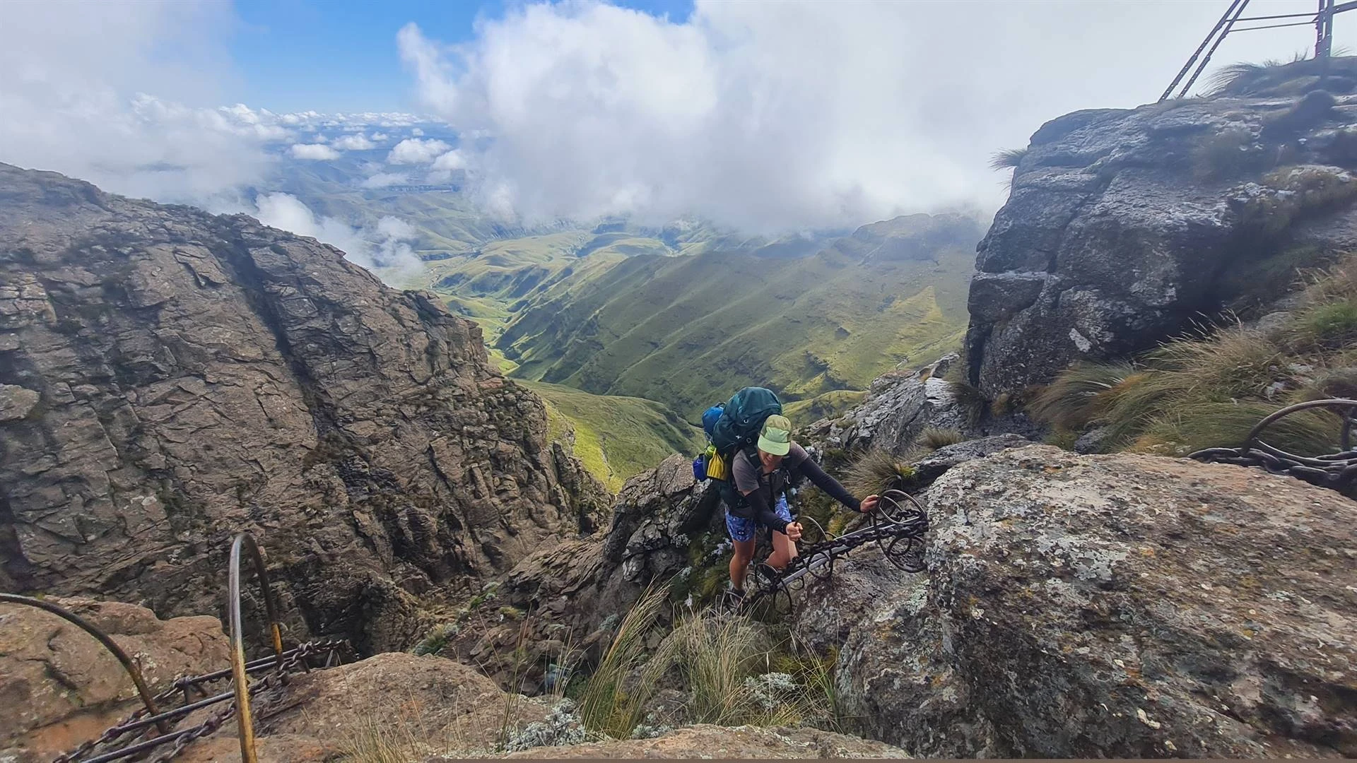 Avonturier wil Comrades en Washie aandurf ná hy en span Drakensberg aanpak