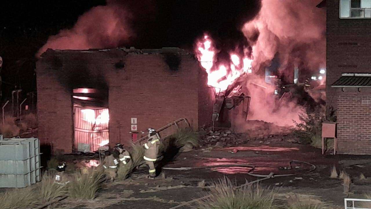 Enorme brand in kragstasie in Pta-Wes laat baie sonder krag