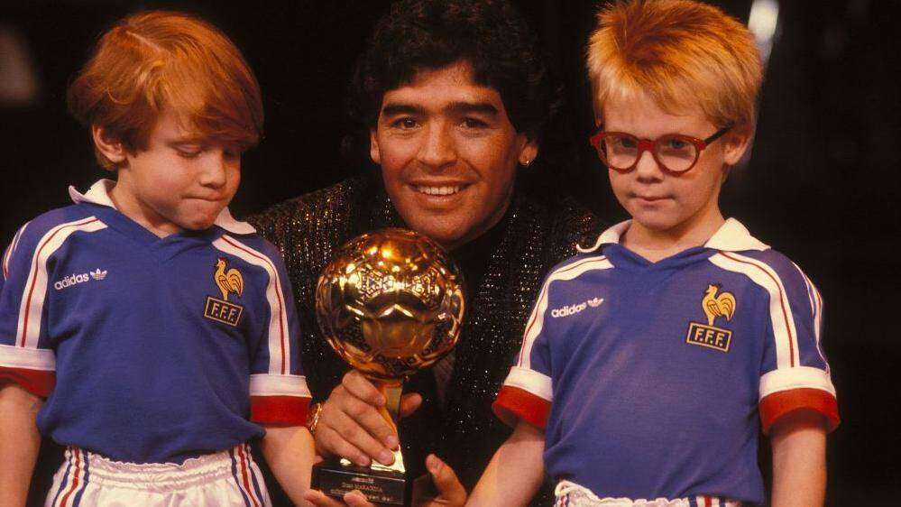 Maradona-trofee ondanks teenkanting van erfgename opgeveil