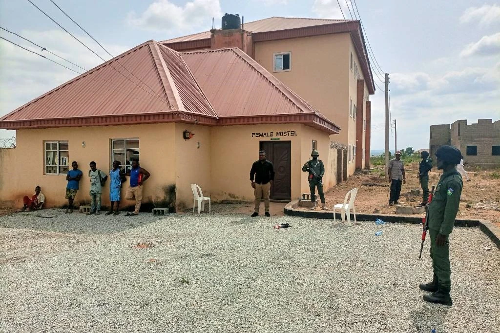 UPDATE | More than 80 students and 5 teachers abducted, cop killed in attack on Nigerian school