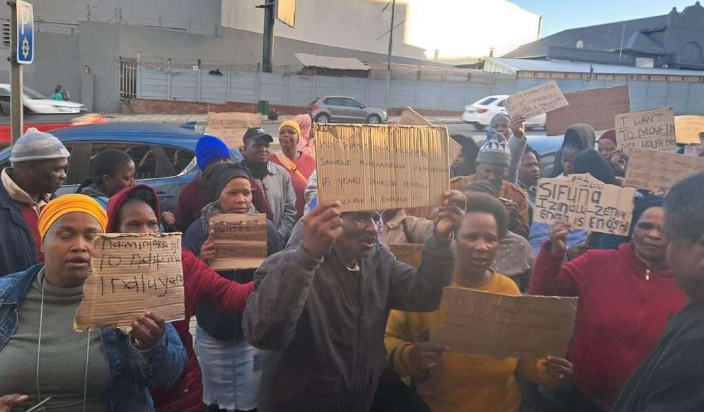 'I'll die waiting for decent house': East London RDP beneficiaries open case against municipality