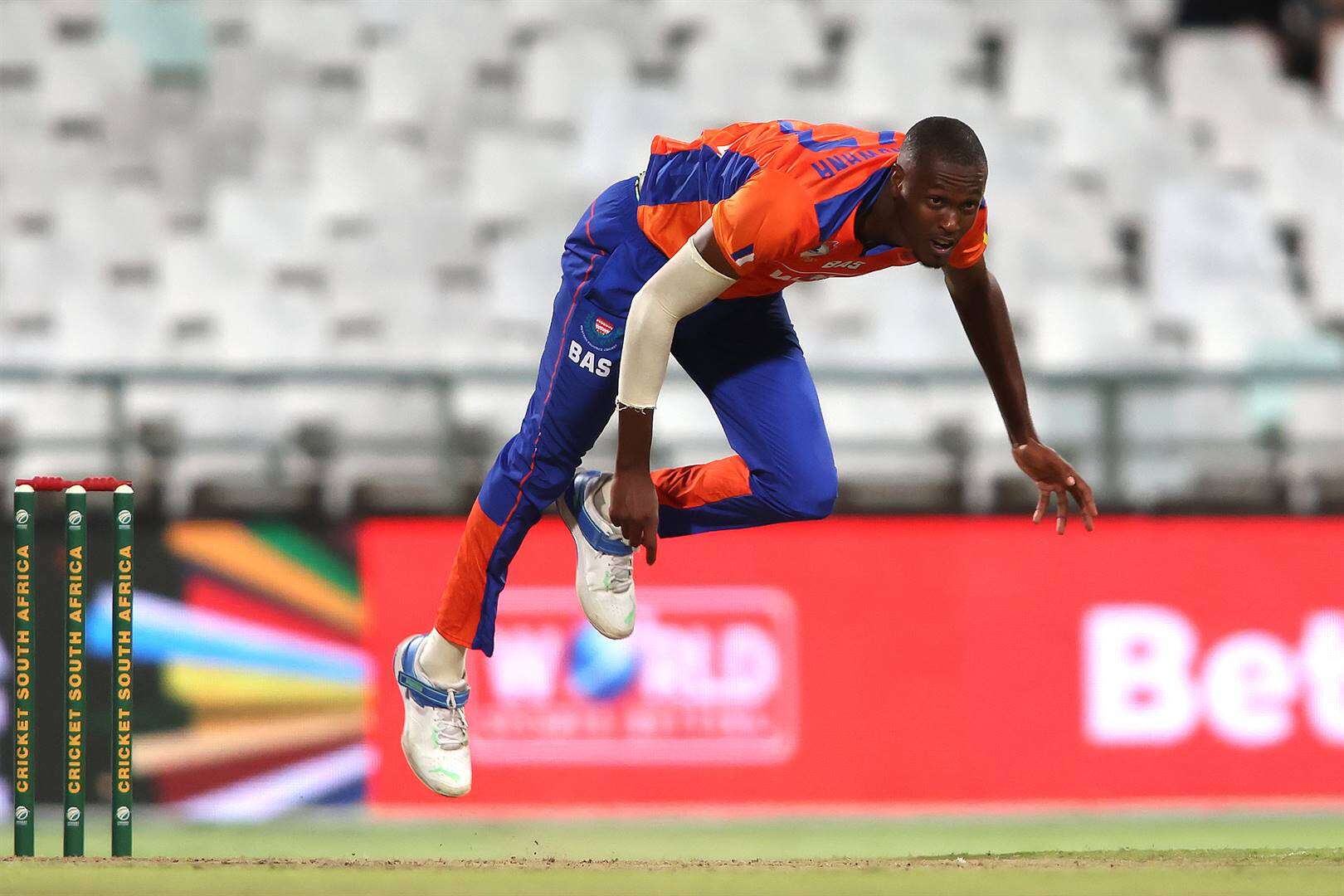 Groot kanonne terug, Mihlali enigste nuweling vir T20-reeks teen Indië