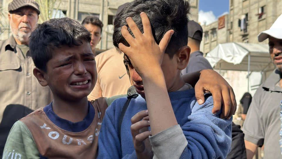 Talle sterf toe Israeliese soldate op honger skare losbrand