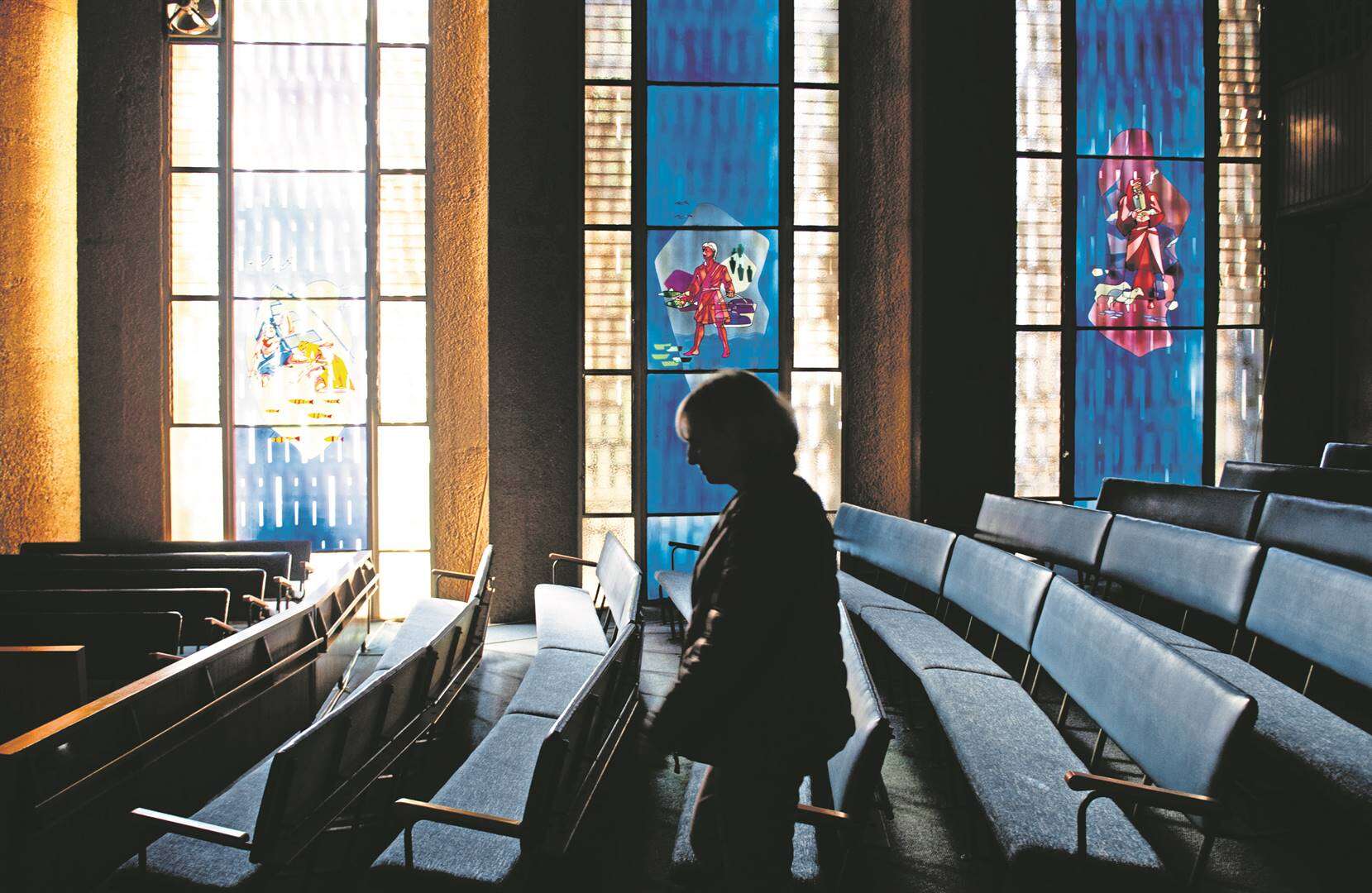 Onsekerheid vreet aan oues oor hul huis verkoop word