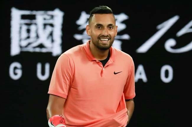 Tweener, tickings-off as 'pretty average' Kyrgios wins Melbourne opener
