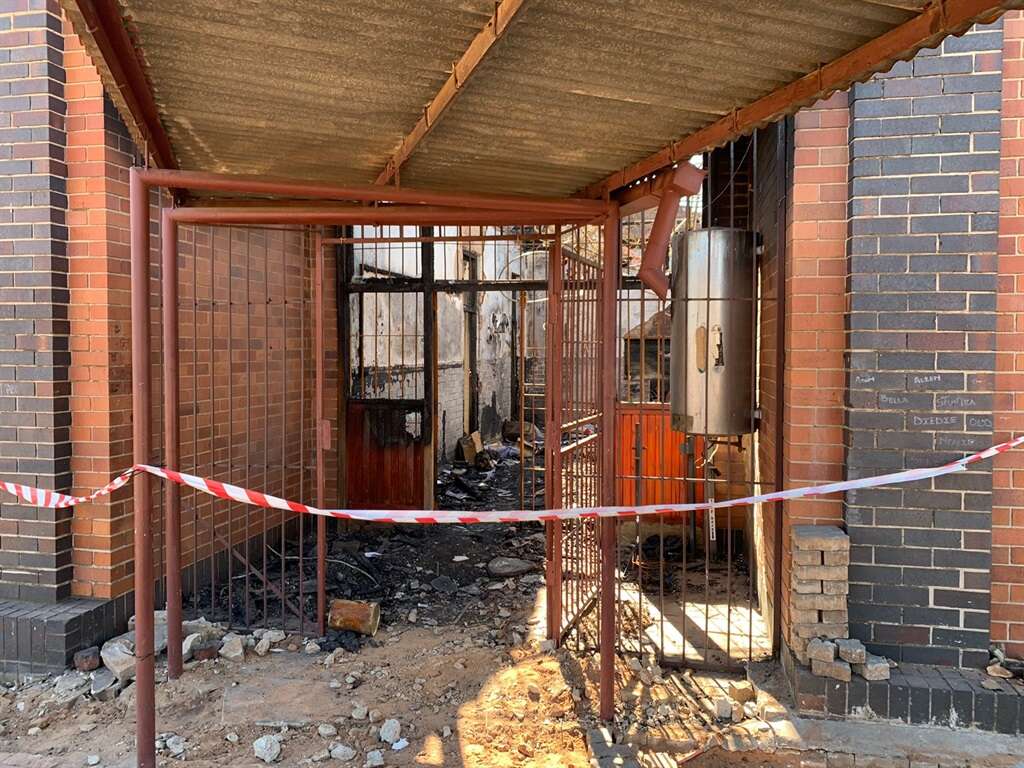 Parents protest over overcrowding, poor infrastructure, rotational classes at Soweto school