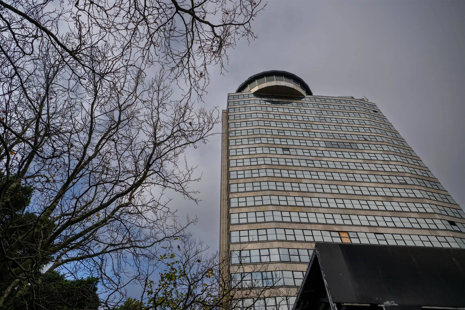 Verlate Ritz-hotel in Seepunt kry dalk nuwe eienaar, word gesloop
