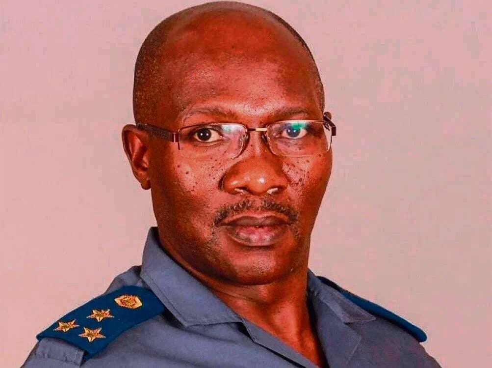 Cops fire crime intelligence corruption buster Tiyani Hlungwani