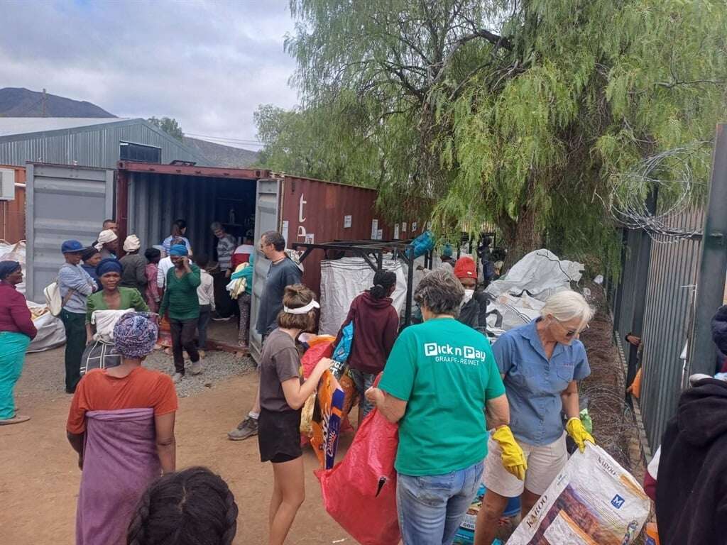 Booming trade: Graaff-Reinet residents pick up litter around them in exchange for food tokens