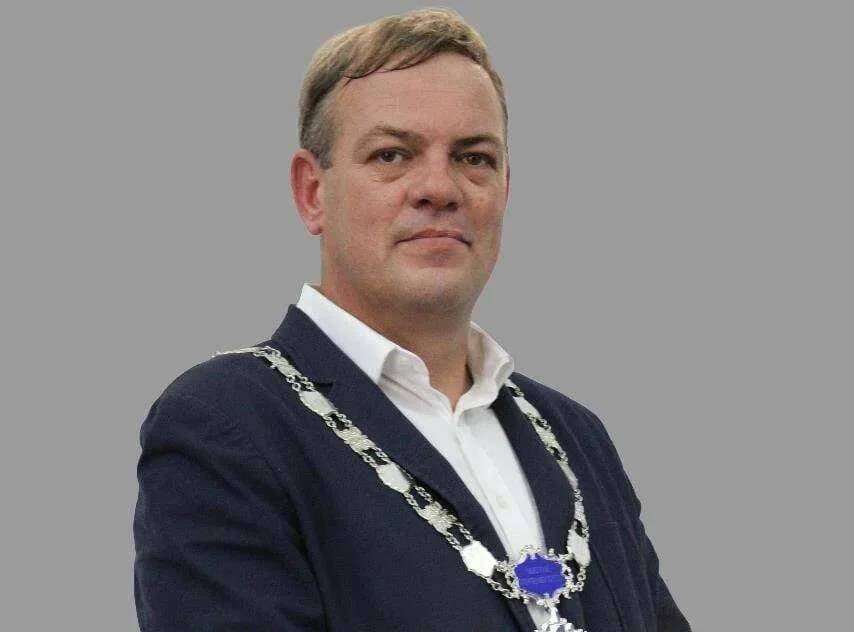 Swellendam: DA-burgemeester herkies; kan nou sonder ‘verdere ontwrigtings’ dien