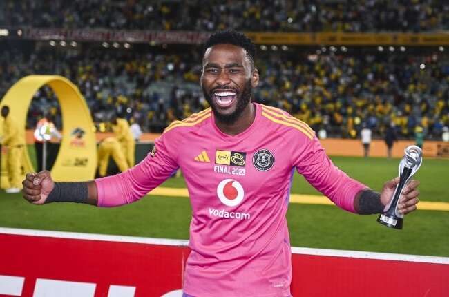 How Pirates keeper Sipho Chaine broke the shackles in 'that' MTN8 final