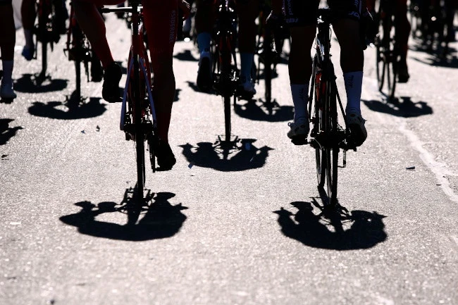 Soler wins Vuelta second stage, Roglic stays in red