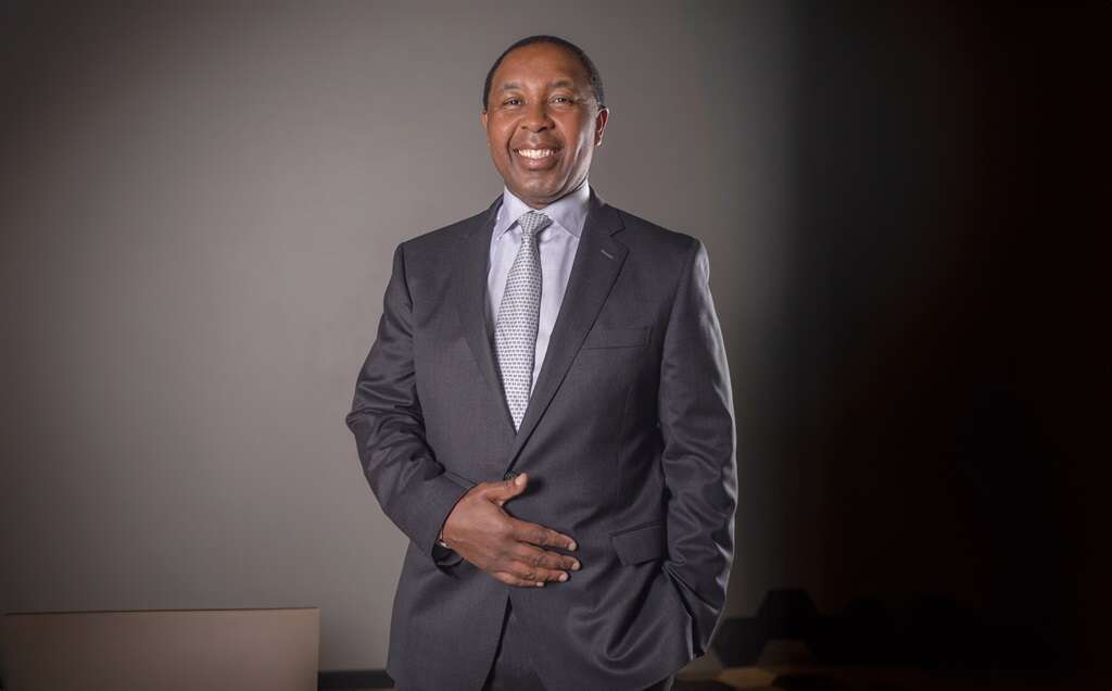 Standard Bank announces major exec shake-up, including new CEO of SA business