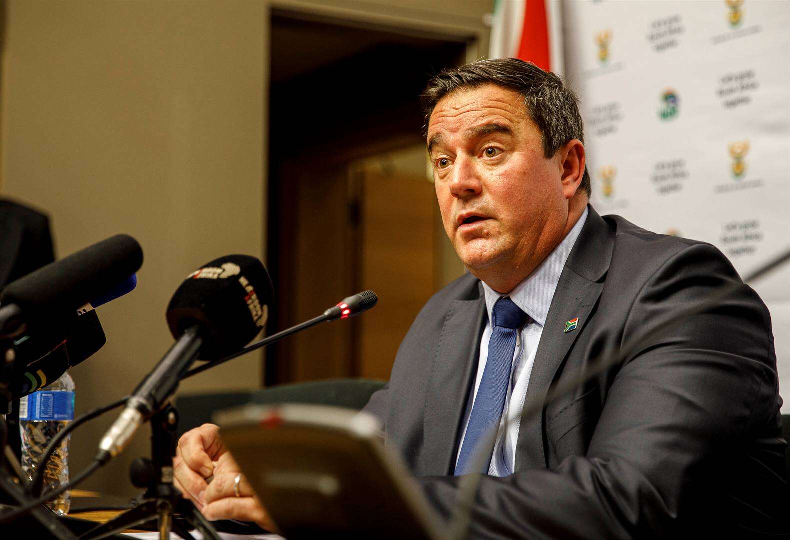 Ons steun nie die begroting nie – Steenhuisen