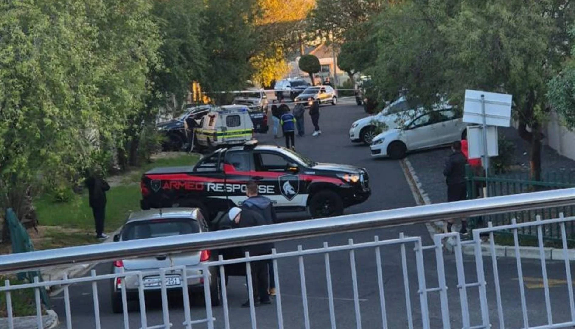 Durbanville: Nog niemand vas ná man se skietdood by ingang na kompleks